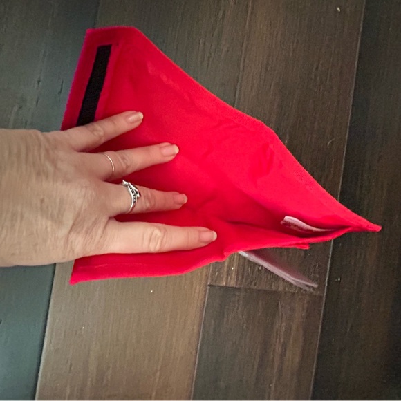 NIB red bandanna-print vintage Velcro wallet and cosmetic bag set ￼ - Picture 5 of 8